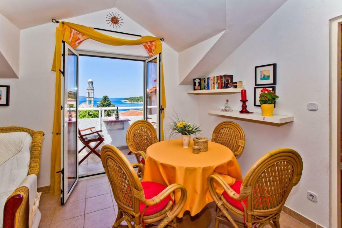 Apartments Jacky Hvar Town Esterno foto