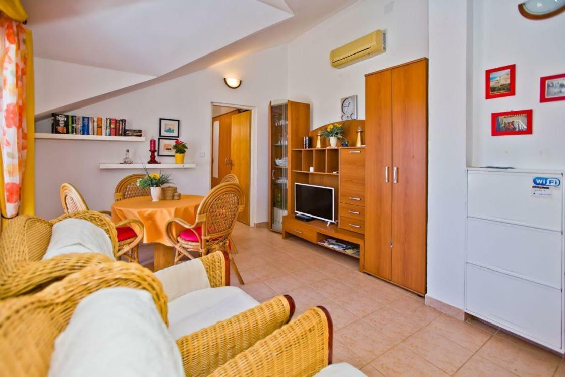 Apartments Jacky Hvar Town Esterno foto
