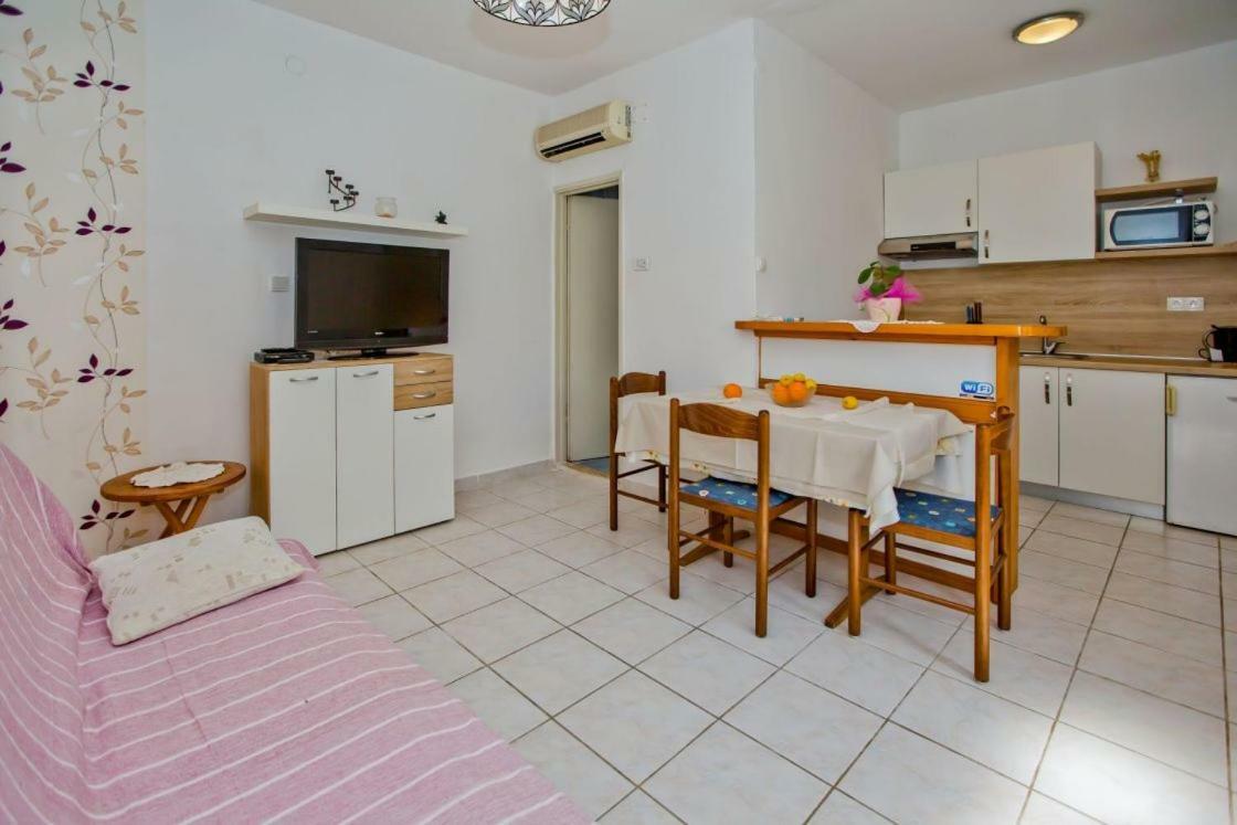 Apartments Jacky Hvar Town Esterno foto