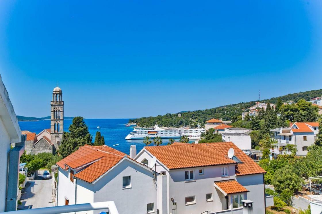 Apartments Jacky Hvar Town Esterno foto