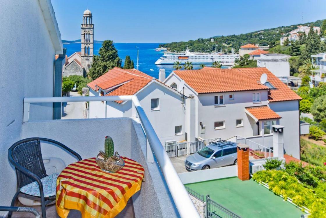 Apartments Jacky Hvar Town Esterno foto